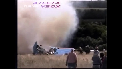 Голям инцидент Два изстребителя се сбльскаха при тренировка два дена преди авиошоу Max 2009