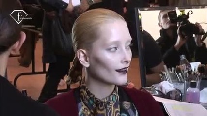fashiontv Ftv.com - Paris Fw F W 09 - 10 Bruno Pieters Backstage 