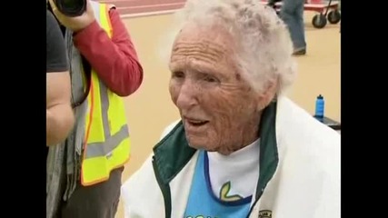 100-годишна баба взе златен медал за хвърляне на гюле