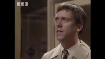 Funny Hugh Laurie & Stephen Fry comedy sketch! Your name, sir - Bbc comedy 