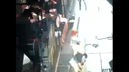 Paramore - Let The Flames Begin (live @ Toronto. 6.16.09)