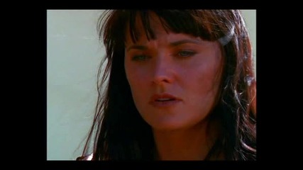 Lucy Lawless -