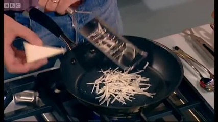 Wexford Strawberry & Goat's Cheese Salad part 1 - Saturday Kitchen - Bbc