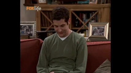 Да мило Yes Dear Gregs New Friend бг аудио цял епизод (1)