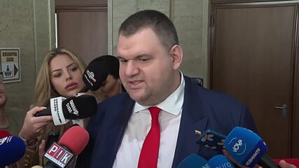 Пеевски за блокирания градски транспорт: Където са управлявали „пуделите”, всичко е крах