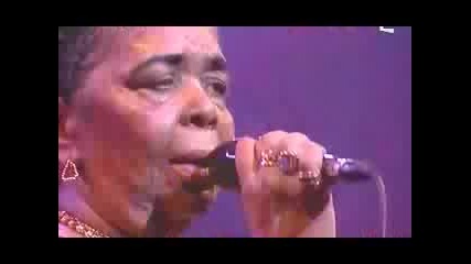 Cesaria Evora Besame Mucho 