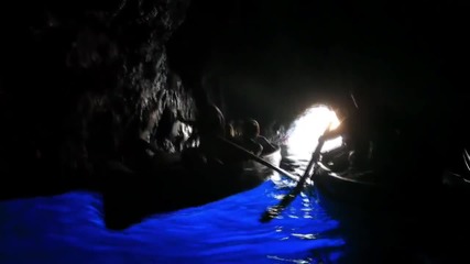 Вълшебната Синя пещера