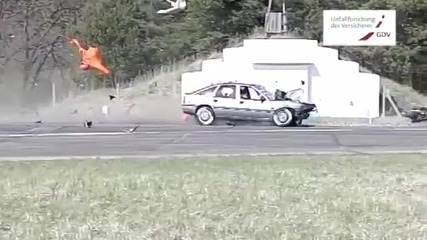 Opel Vectra A - Moto Crash Test