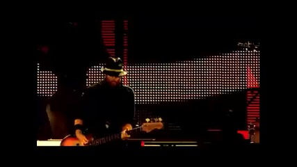 Най растърсващото изпълнение на Linkin Park - Bleed It Out