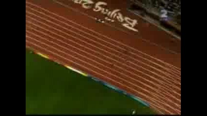 Usain Bolt С Световен Рекорд На 200 Метра 19.30 Най - Бързия Мъж На Света (трябва Да Се Види) 