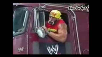 Wwe - Hulk Hogan Унищожава Мотора на Undertaker