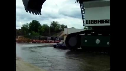 Така се унищожава кола!