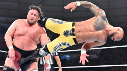 Ricochet staggers Samoa Joe with a step-up enzuigiri: WWE Stomping Grounds 2019 (WWE Network Exclusive)