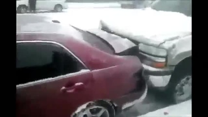 Внимание ! Заледен участък от пътя