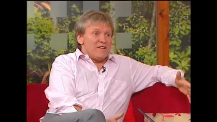 Dr. Patrick Treacy remembers Michael Jackson (humanitarian) - Youtube