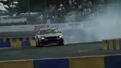 = D1gp Nissan Skyline R34 Signal Drift =