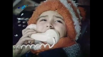 Култов момент от филма Топло 