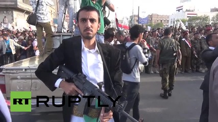 Yemen: Armed protesters SWAMP Sanaa's streets decrying Saudi-led airstrikes