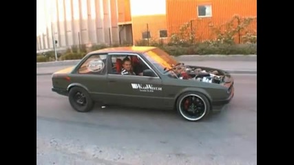 Bmw e30 2.7 turbo - test launch 