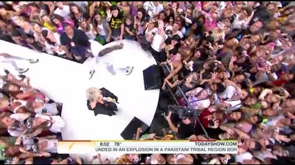 Lady Gaga - Alejandro (live @ Todayshow ) ( H D ) 