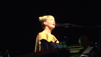 Lisa Gerrard ~ Now we are Free - Live Montreal 2012 Hd