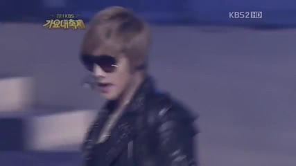 Kim Hyun Joong - Rainism @ Kbs Gayo Daejun (30.12.2011)