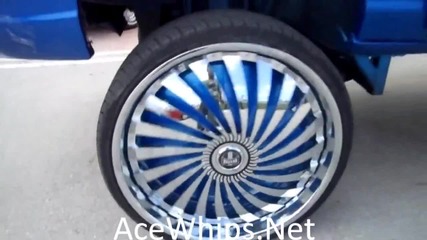 Ford Crown Vic on 30' - Acewhips.net