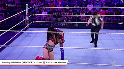 Sarray vs. Amari Miller: WWE 205 Live, Oct. 8, 2021