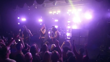 Slash ft Myles Kennedy & The Conspirators - You're A Lie ( Live Video)