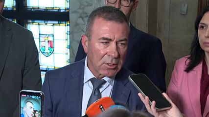 Сарафов събра прокурори и полицаи заради „локалите”