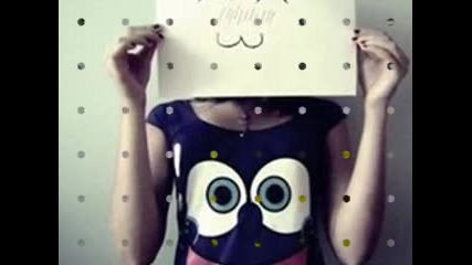 (: джъст S m i L э :) 