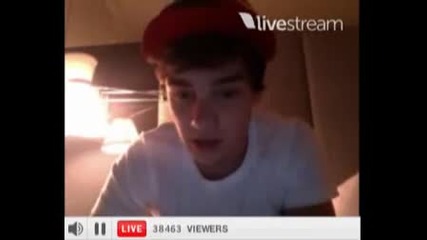 Liam прави Twitcam - част 2 (april 7, 2012)
