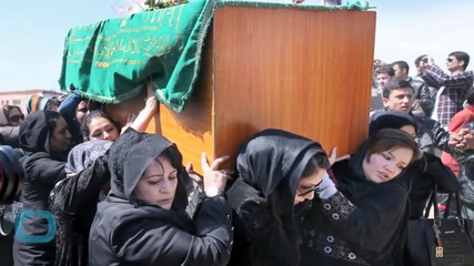 Activists Help Bury Afghan Woman Who was Beaten to Death by Mob