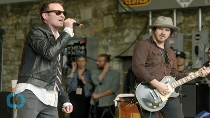 Scott Weiland 'Embarrassed' by Bad Behavior at Boston Meet and Greet