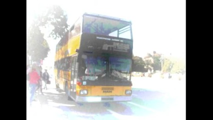 Двуетажни автобуси във Варна