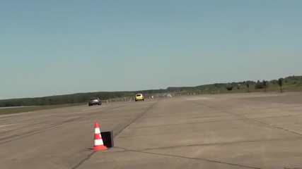 Nissan Gtr R35 580hp vs. Trabant Turbo 3.0t - 1_4 Mile - Race at Airport