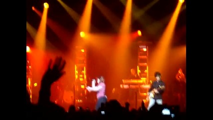 Kelly Clarkson I Do Not Hook Up Live Manchester Apollo February 2010 