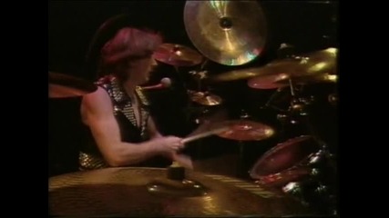 ♪► Judas Priest - Breaking The Law ( Live 1983 )