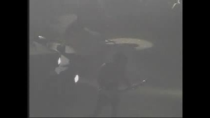 Metallica - Jump In The Fire (Live 2004)