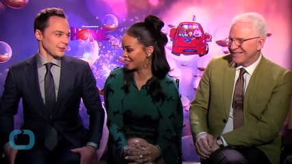 The Story Behind Rihanna's Pseudo Mullet