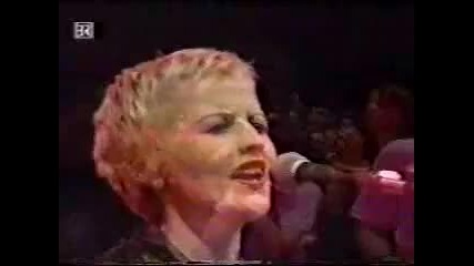 The Cranberries - Ode To My Family 95 