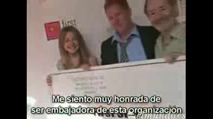 Dakota Fanning Dont Try And Grow Up Too Fast (2008).flv