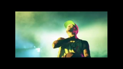 Tyga (feat. Chris Brown) - Snapbacks Back