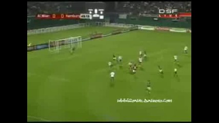 Роналдиньо срещу Хамбург