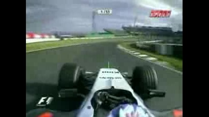 Kimi Raikkonen Изпреварва Fisichella В Последната обиколка на гран при на Япония 2005 