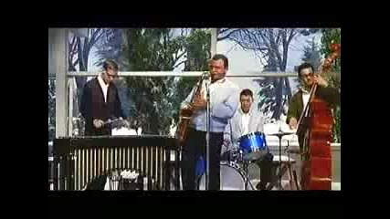 Astrud Gilberto - The Girl From Ipanema
