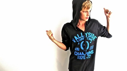one - Cody Simpson