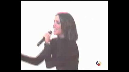Spice Girls - Intro + Love Thing(live at Antena3 Special)