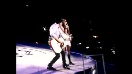 Exclusive! Nick Jonas & Miley Cyrus Before the Storm Live @ Dallas Tx Cowboy Stadium (6/20/09) (hq) 