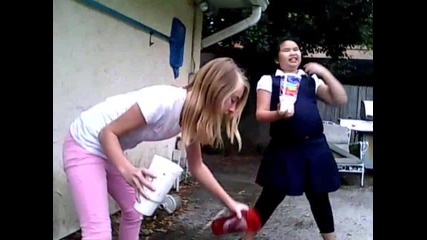 Cinnamon challenge with a friend